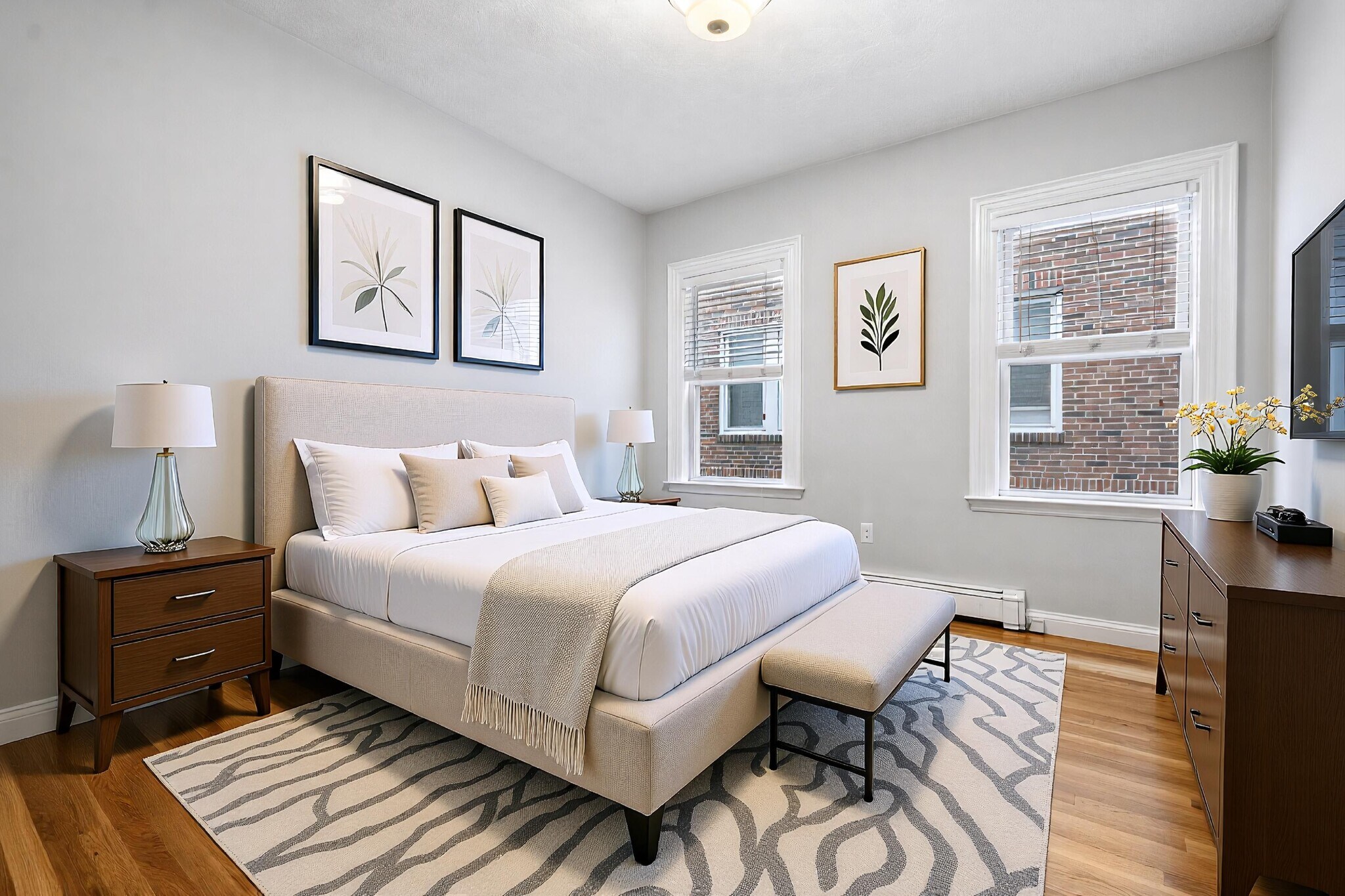 Building Photo - 1433 Cambridge St