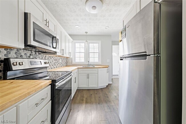 Building Photo - 2174 Westminster Rd