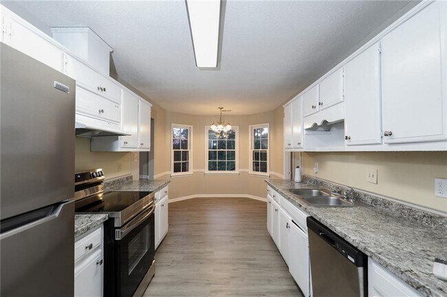 Building Photo - 3539 Tulip Dr