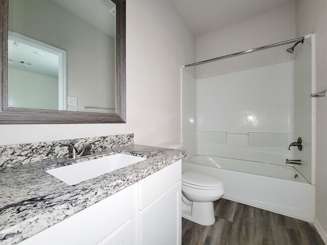 Building Photo - 11720 White Cedar St