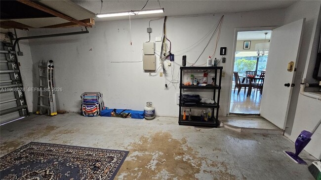 Building Photo - 6731 NW 26th Way