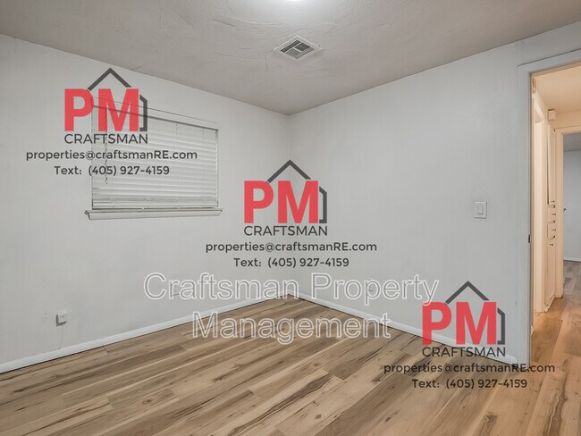 Building Photo - 132 NW 80th St