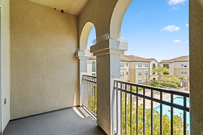 Building Photo - EXCLUSIVE PENTHOUSE UNIT IN MISSION TERRAC...