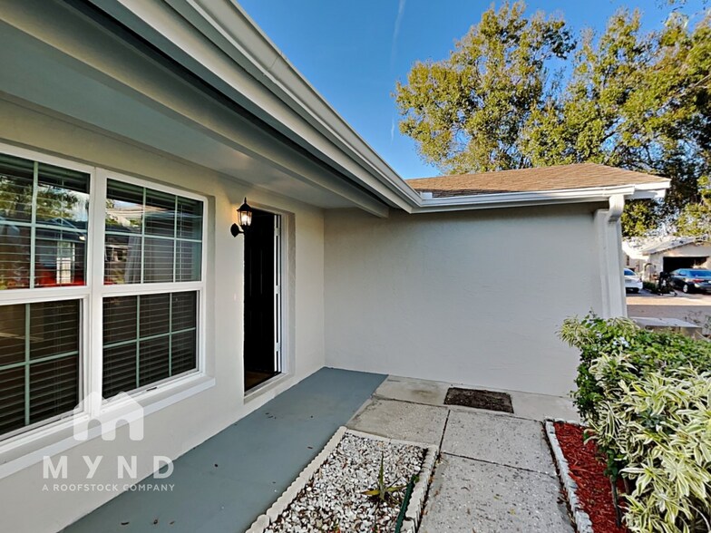 Building Photo - 7606 Woodland Oaks Ct