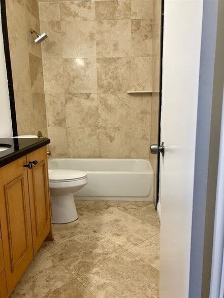 Building Photo - 1303 Partridge Close