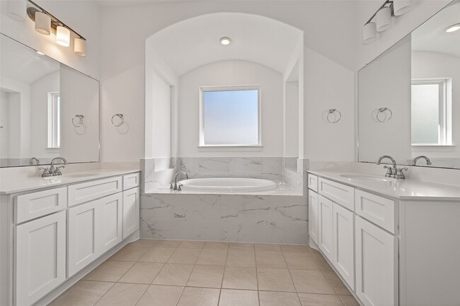 Building Photo - 7707 Lavender Ct