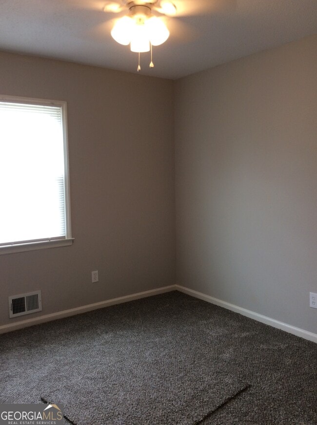 Building Photo - 1417 Pennel Dr