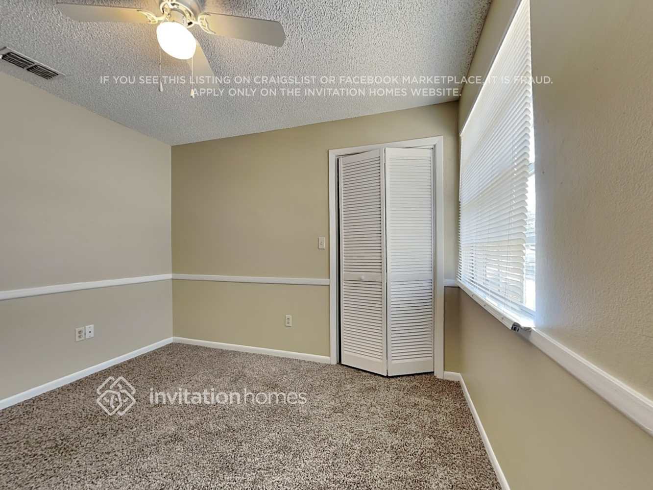 Building Photo - 1623 Palm Leaf Dr