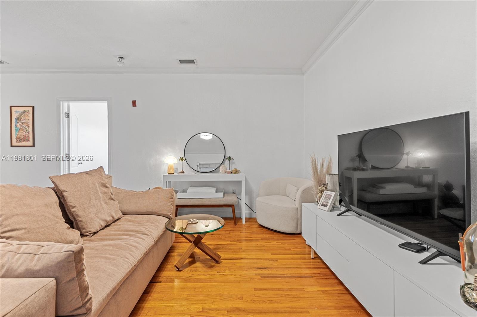 Building Photo - 45 Antilla Ave