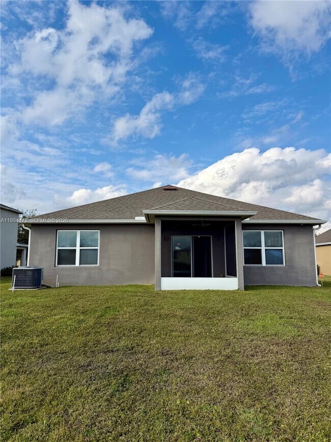 Building Photo - 8649 Cobblestone Dr