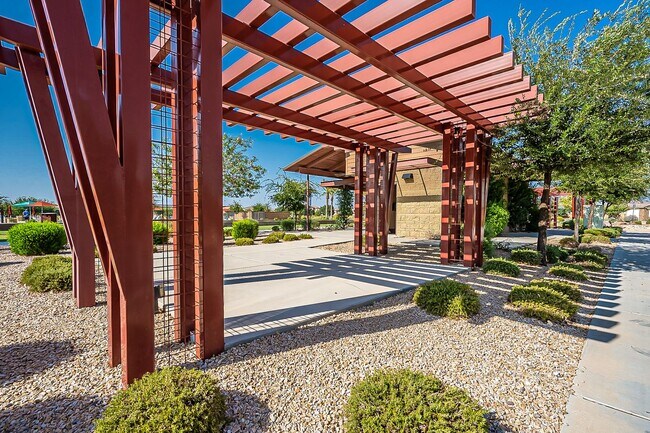 Building Photo - Gated Community Amazing ameneties