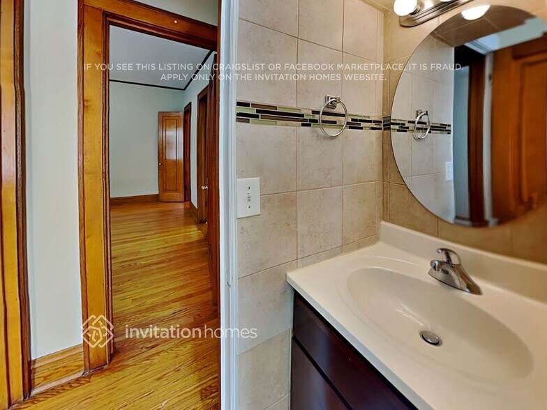 Building Photo - 1307 White St