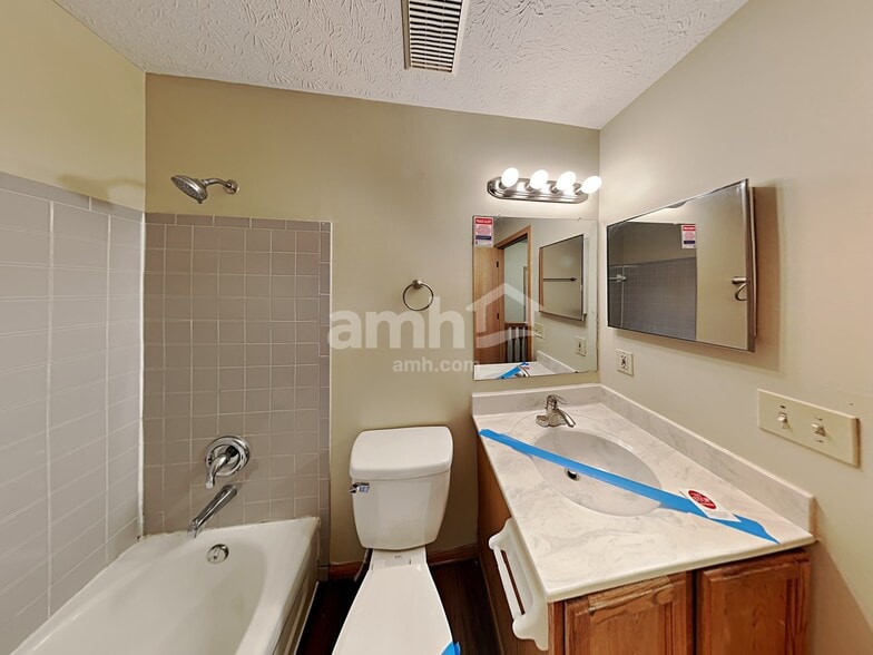 Building Photo - 3184 Legion Ln