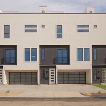 Building Photo - 4200 Munger Ave