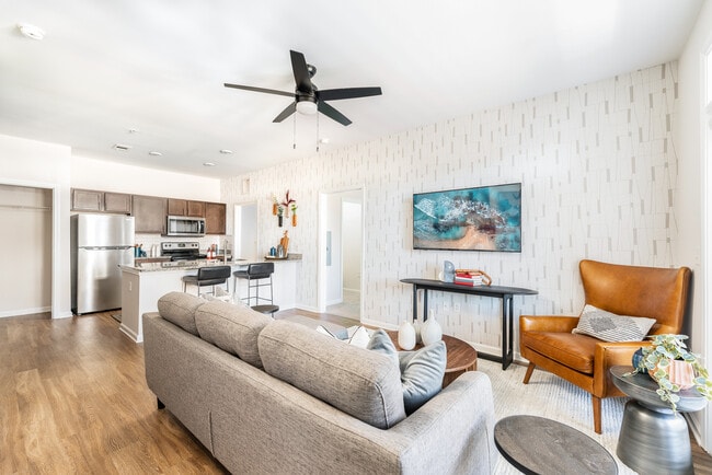 2BR, 2BA - Bellhaven