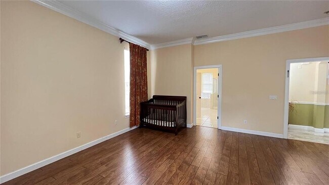 Building Photo - 934 Westpark Dr