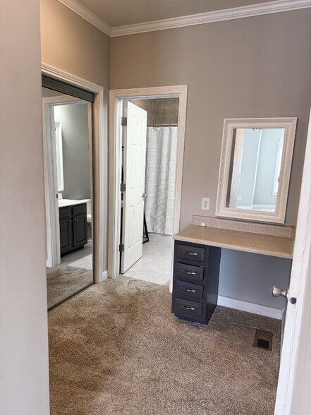 Building Photo - 1469 Royal Reserve Way