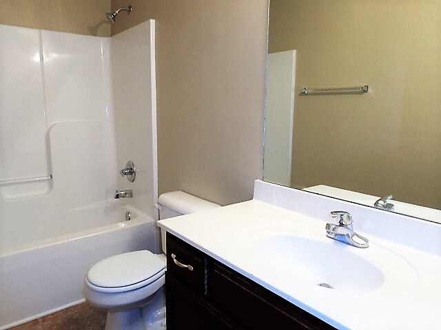 Building Photo - 4056 Hollis Hill Dr