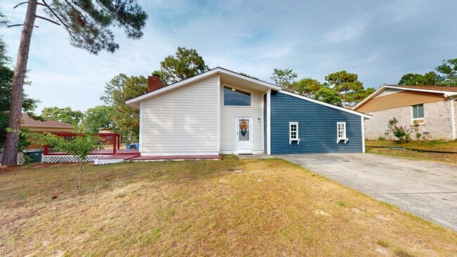 Primary Photo - Charming 3 Bedroom Home with Modern Update...