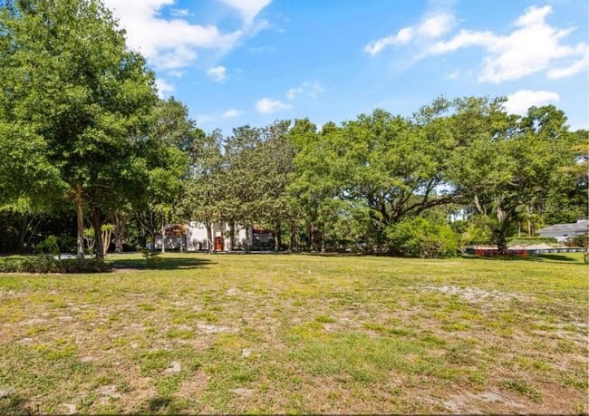 Building Photo - 3302 Butler Bay Dr N