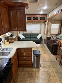 Building Photo - 7560 Chelsea Rd