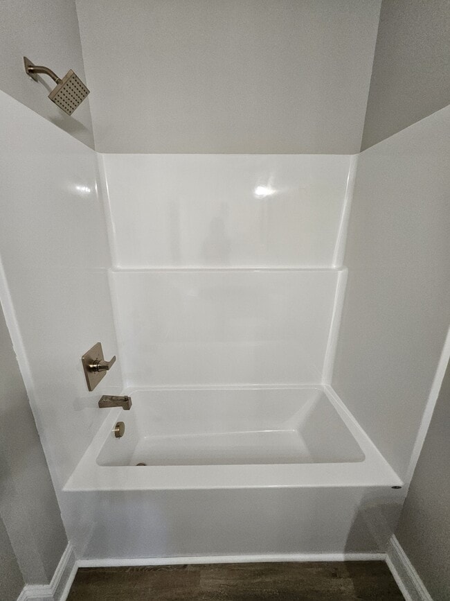 Building Photo - 1045 Oberry Rd