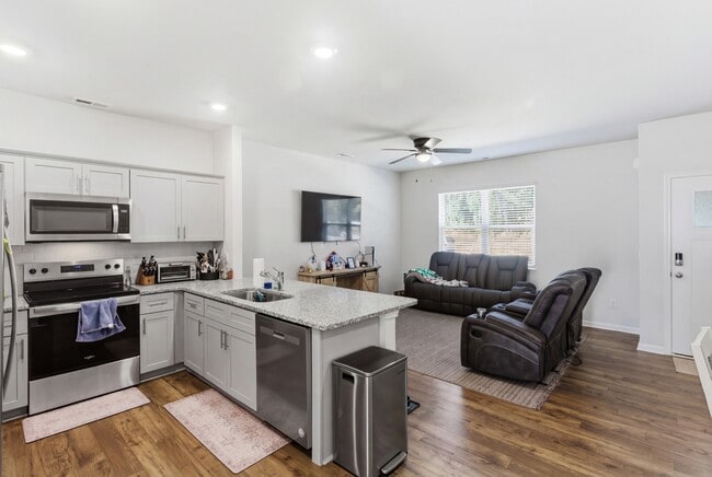 Building Photo - 1010 Bayard Wootten Way