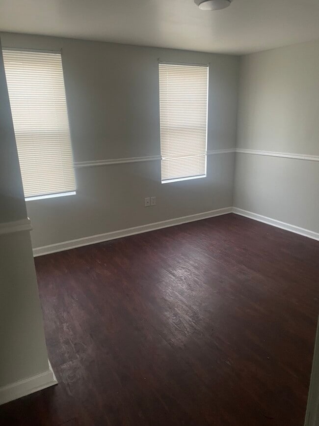 Building Photo - 7152 Hegerman St