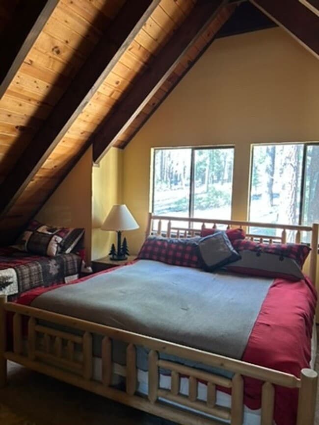 Building Photo - Flexible Lease Term in Tahoe Donner - $3300
