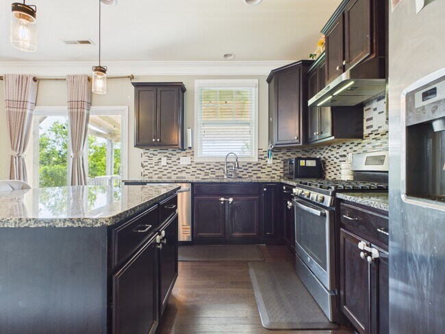 Building Photo - 11060 Hat Creek Ln