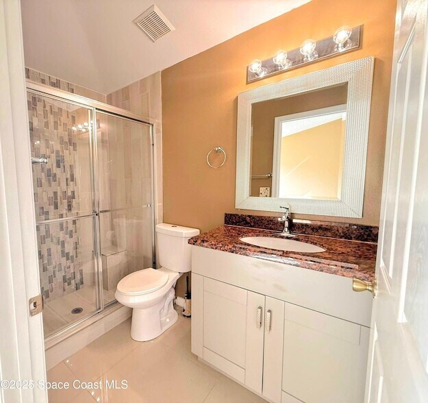 Building Photo - 2075 4th Ave SW