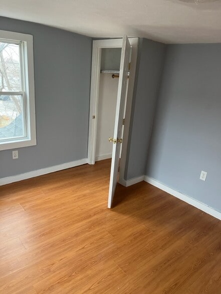 Building Photo - 26 Washburn St