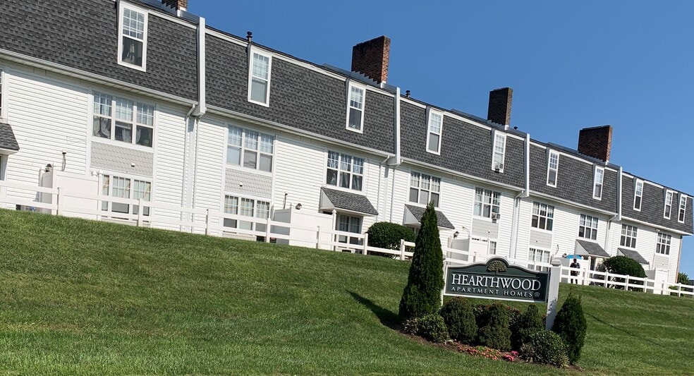 Building Photo - Hearthwood