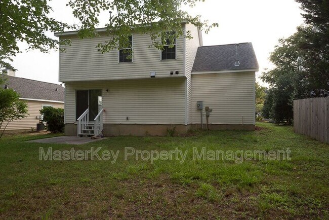 Building Photo - 204 Evening Star Dr