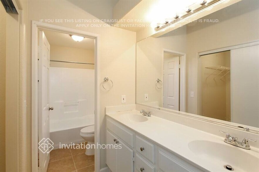 Building Photo - 31637 Haute Ct