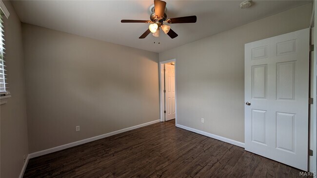 Building Photo - 809 Jacobs Ln