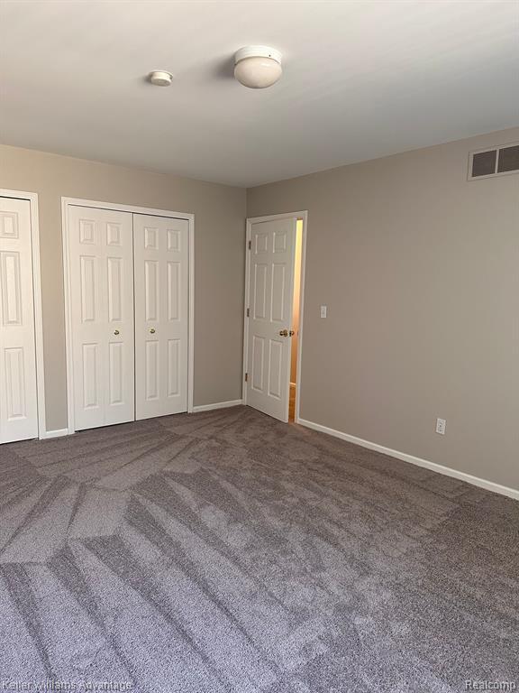 Building Photo - 28672 BAYBERRY Ct E