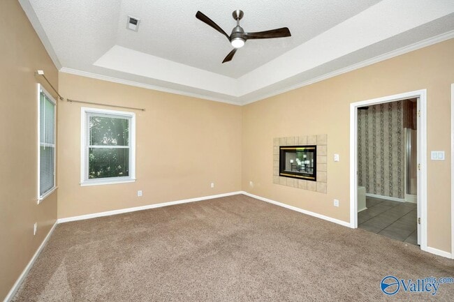 Building Photo - 722 Highland Dr