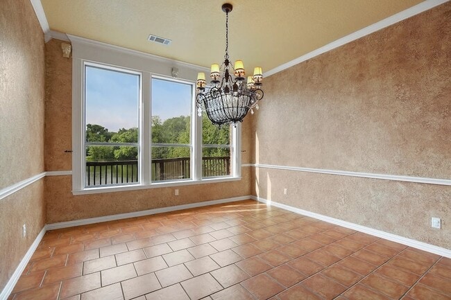 Building Photo - 3103 River Bend Dr