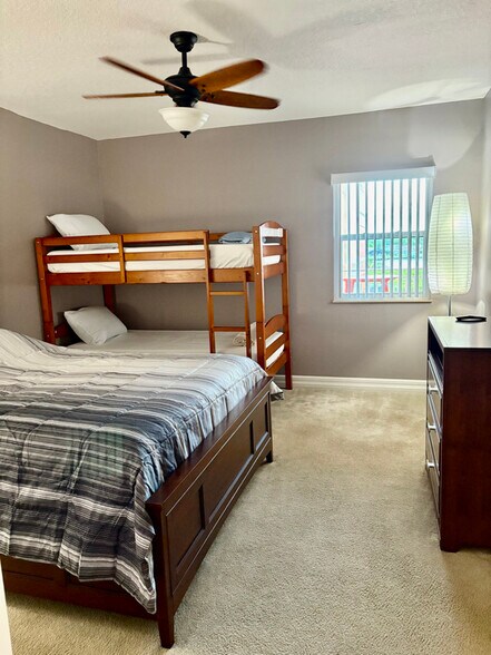 Building Photo - 4516 Seagull Dr