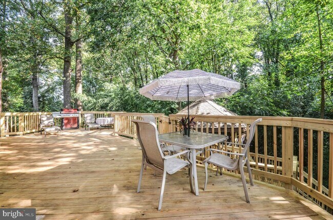 Building Photo - 7212 Grubby Thicket Way