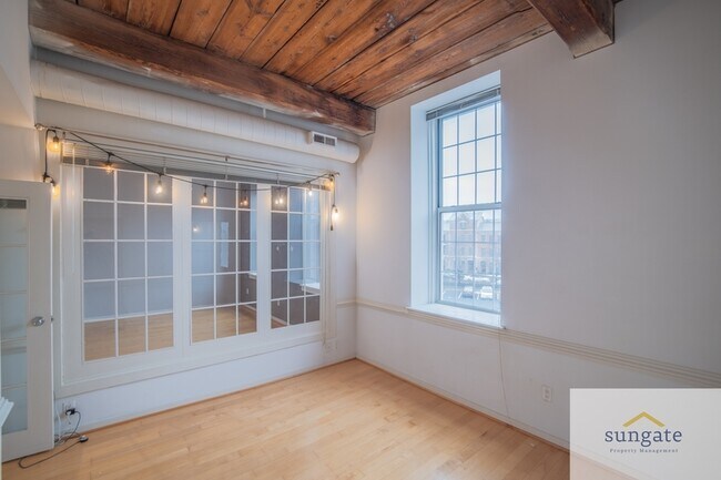 Building Photo - 2639 Boston St