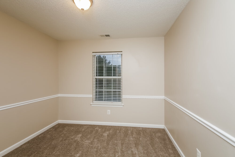 Building Photo - 3010 Brookfield Dr SW