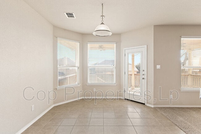 Building Photo - 12638 Red Maple Way