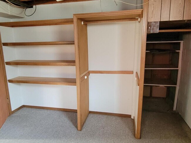 Building Photo - 1151 Elba Ave