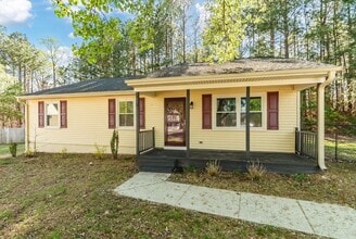 Building Photo - Single Family Home in South Durham- Available Now