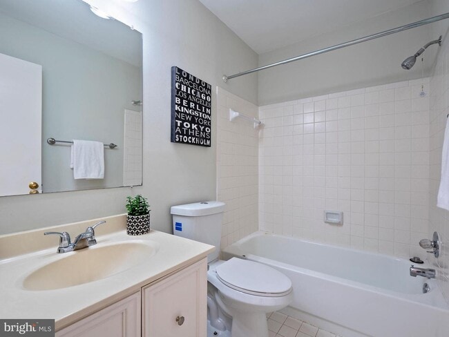 Building Photo - 7801 Whiterim Terrace