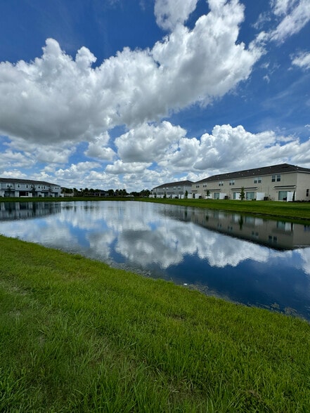 Building Photo - 6167 Whetstone Ct