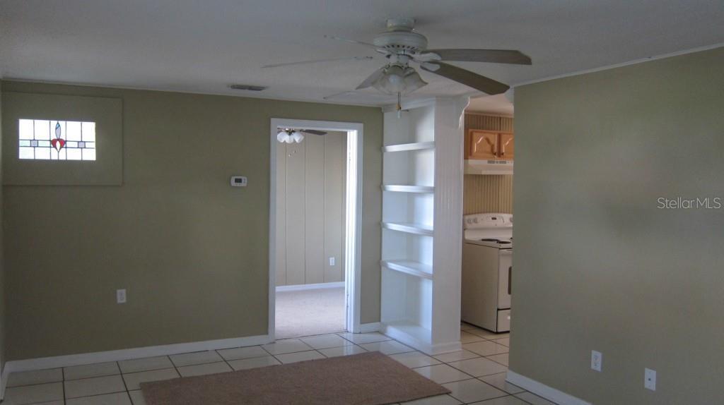 Building Photo - 815 Bay St