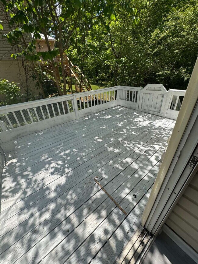 Building Photo - "Charming 3-Bed Oasis with 2 Full Baths on Brookview Drive – Your Perfect Talladega Retreat!"